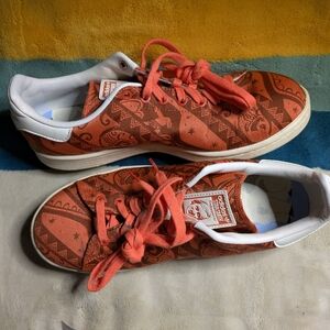 Adidas Stan Smith x Disney Moana shoes - Men's sz 8 Women's sz 9